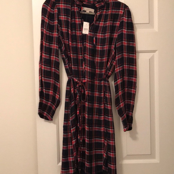LOFT Dresses & Skirts - LOFT navy and red plaid shirt dress